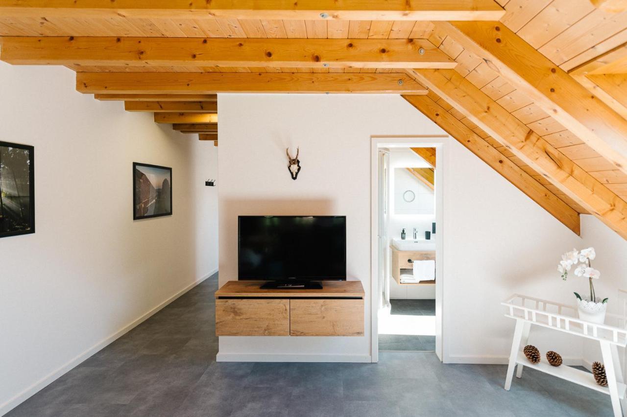 Moderne 2 Zi.Fewo Blackforest Art Naehe Freiburg Simonswald Exteriör bild